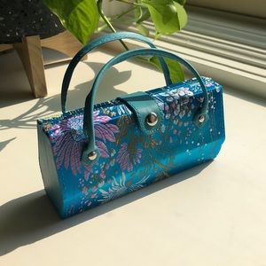 Floral turquoise eyeglasses case (New)